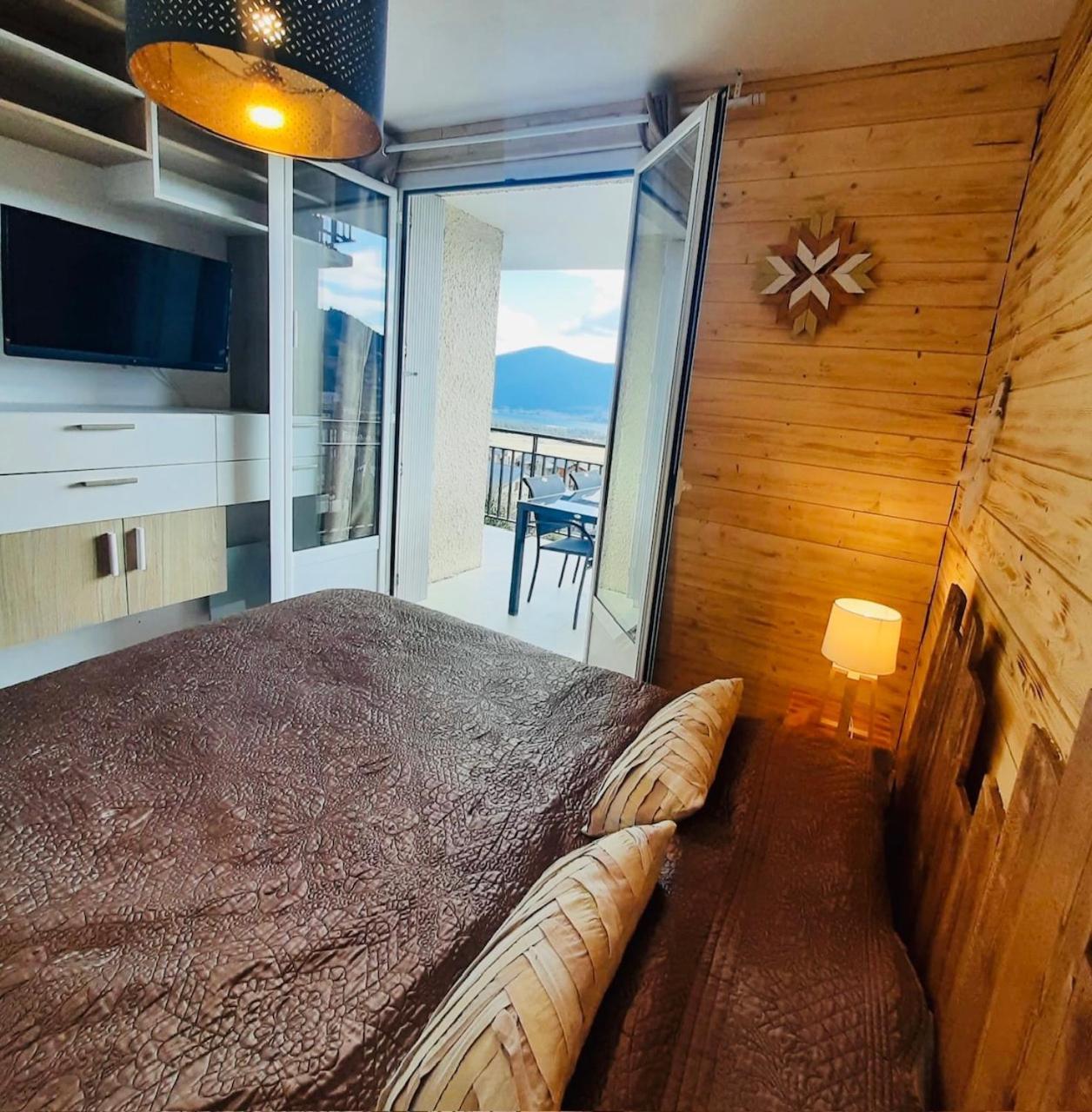 Appartement, Vue Lac Panoramique Avec Terrasse, Parking, Aux Angles Exterior photo